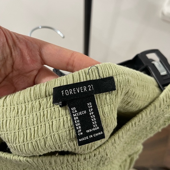 Forever 21 skirt - Picture 3 of 5